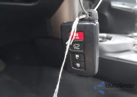 2018 Toyota Rav4 Xle from USA, damaged, VIN JTMRFREV1JD225519